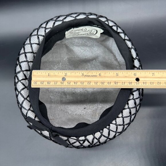 Vintage Ladies Hat Silver Black Mesh Birdcage Net Union Made Mid Century Pillbox main image 12